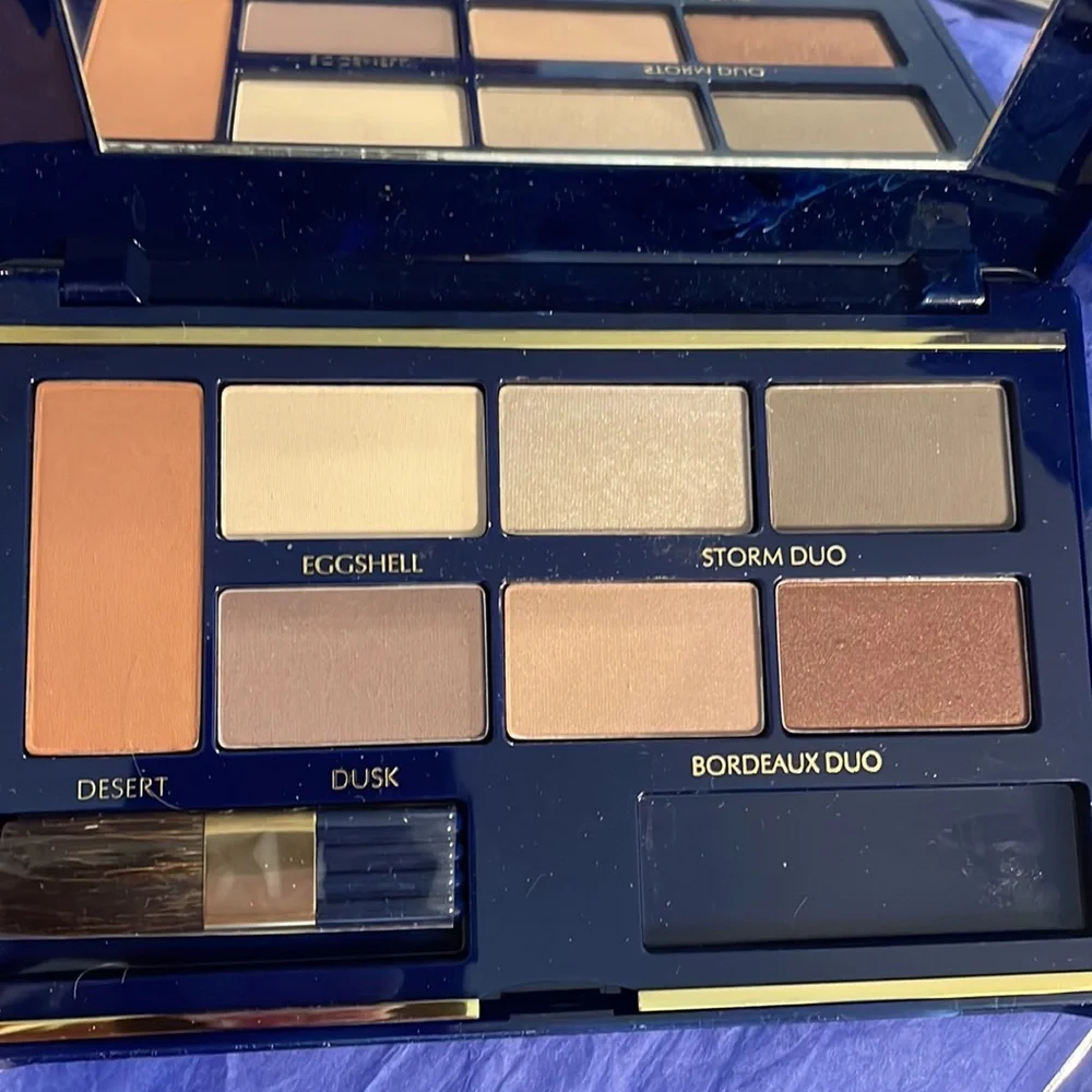New Estée Lauder eyeshadow, blush, brushes and more Makeup